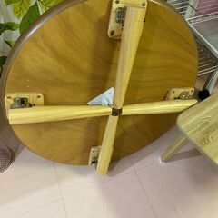 折りたたみミニテーブル（丸）の画像