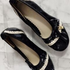 上品 お洒落シューズ 20cm 女の子 発表会 ブラックフォーマル リボン付きの画像