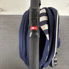 apricaベビーカー AB型 ネイビーの画像
