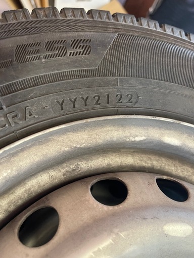 ヨコハマ スタッドレス ice GUARD  タイヤのみ 
4本セット 