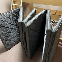 二段ベッドの画像