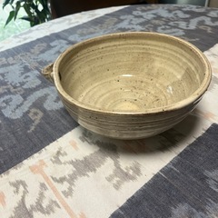 白磁の深皿の画像