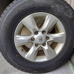 ランクルプラド　前期純正ホイール　24年製バリ山すたっどれスタッドレスの画像