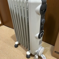 【美品】デロンギ　オイルヒーター　HJ0812　の画像