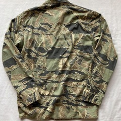 【希少】A BATHING APE アベイシングエイプ　カモフラ　ワークシャツの画像