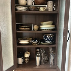 食器棚の画像