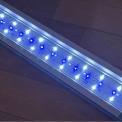 Tetraの水槽用LED照明の画像