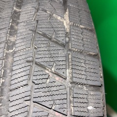 バリ山 BRIDGESTONE VRX スタッドレスタ 175/65R15の画像