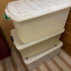 収納ケース　衣装ケース　３個
の画像