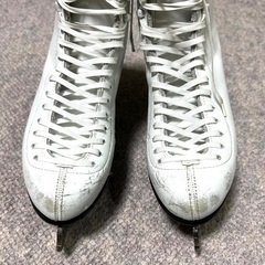 ZAIRAS FIGURE フィギュアスケート靴 22.5 子供用・女性用の画像