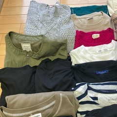 大きいサイズレディース　チュニック　Tシャツ　ジャケット　ベストほか全部で19枚の画像