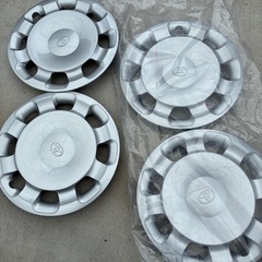 シエンタの鉄ホイル　新品未使用品４本セットの画像