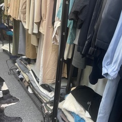 お得中古ハンガーラック高さ調整できますの画像