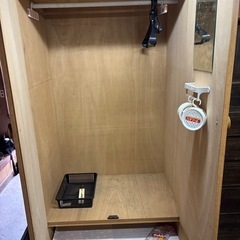 衣装タンスの画像