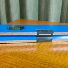 【引取限定】シンワ ブルーレベル 水平器 水準器 600mm マグネット付き 測定器　DIYにおすすめの画像