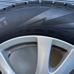 【4本セット】スタッドレスタイヤ：マツダ純正ホイールの画像