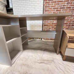 美品 テーブル　回転椅子　小物入れ 3点セット　の画像