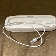 フィリップス　電動歯ブラシ　ハードトラベルケース＆充電コードの画像