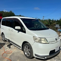 日産セレナの画像