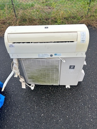 SHARP♢﻿主に14畳♢﻿自動お掃除機能搭載♢﻿プラズマクラスター♢﻿空気清浄機能♢﻿スマートフォン対応♢﻿