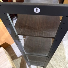 シンプルな棚の画像