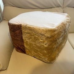 【11/19まで】食パン形クッションの画像