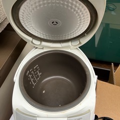 🉐要る方どうぞ🉐 炊飯器の画像