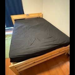 ダブルベッド フレームの画像