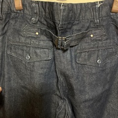 チノパン型シンチバック付きジーンズの画像