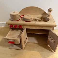 木製ミニキッチンの画像