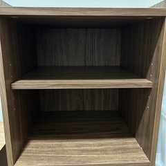 木製ラック ブラウン シンプルデザインの画像