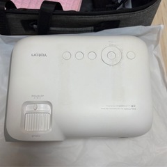 プロジェクター 数回使用のみの画像