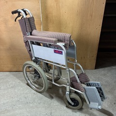 車イス　介護用　ブレーキ付き　足置きあり 中古の画像
