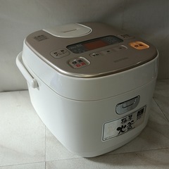 [八6458]  アイリスオーヤマ  2017年製  ジャー炊飯器  最大炊飯容量1.0L  ホワイト  KERC-MA50-Wの画像