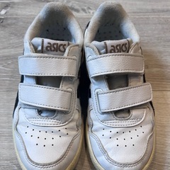 ASICS スニーカー ホワイトの画像