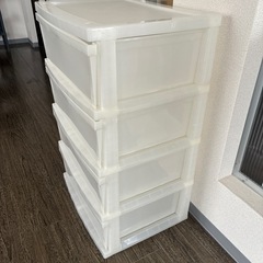 【無料】衣装ケースの画像