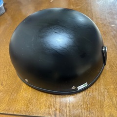 バイクのヘルメットの画像