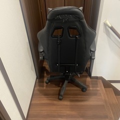 ゲーミングチェアの画像