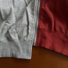 ジップアップトレーナーの画像