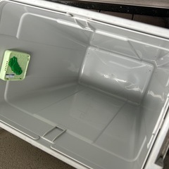 【無料】【屋外用】トンボ工業 New SELECT ゴミ箱 35L／フタ付き／ベランダ・屋外収納に最適の画像