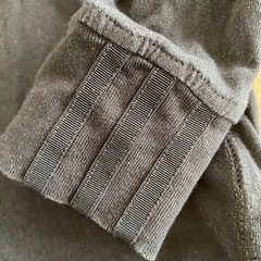 アディダス　adidas ロンT 黒　m M
の画像