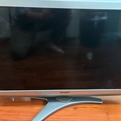 AQUOS Digital HI-Vison LC-32E6テレビモニター
の画像