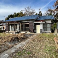 無料農地付の売中古住宅！敷地広々　日当たり良好