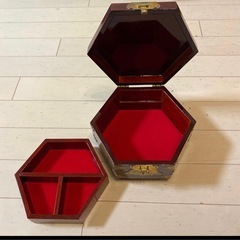 開運　六角形　小物入れ　鍵付き　美品！の画像
