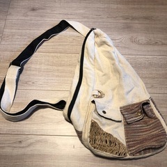 アジアン（チャイハネ）バッグ３種の画像