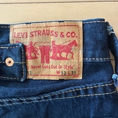 リーバイス902の画像