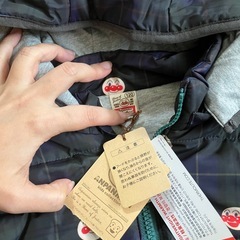 【新品未使用】120　アンパンマン ばいきんまん顔柄チェックアウターの画像
