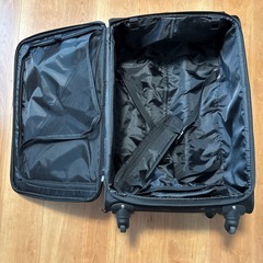 キャリーケースの画像