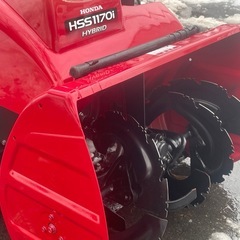使用わずか1シーズンのホンダハイブリッド除雪機 HSS1170i-J 極美品の画像