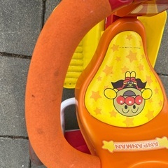 アンパンマンの三輪車ですの画像